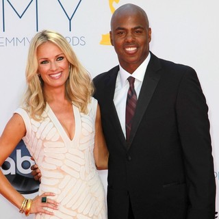 Brooke Anderson, Kevin Frazier in 64th Annual Primetime Emmy Awards - Arrivals