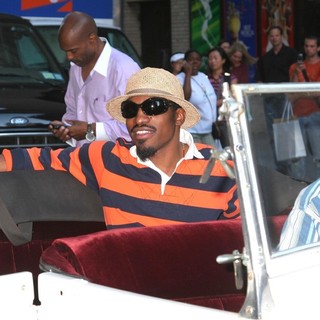 Andre Benjamin in The Late Show with David Letterman - Arrivals - andre-benjamin-late-show-with-david-letterman-03
