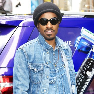 Andre Benjamin in Andre Benjamin Joins Gillette in Support of Movember at A Photocall in Times Square