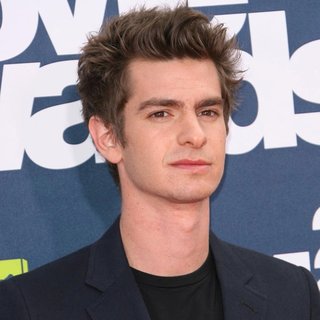 Andrew Garfield in 2011 MTV Movie Awards - Arrivals