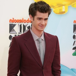 Andrew Garfield in 2012 Kids' Choice Awards - Arrivals