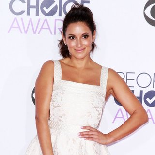 Angelique Cabral Picture 15 - People's Choice Awards 2016 - Arrivals