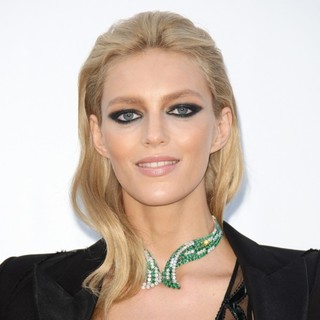 Anja Rubik