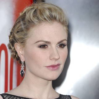 Anna Paquin in Los Angeles Premiere for The Fifth Season of HBO's Series True Blood - Arrivals
