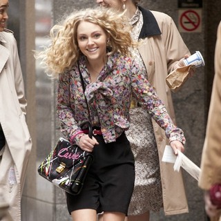 AnnaSophia Robb on The Set of The Carrie Diaries