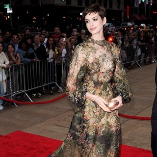 Anne Hathaway in New York City Ballet Fall Gala 2012 - Arrivals
