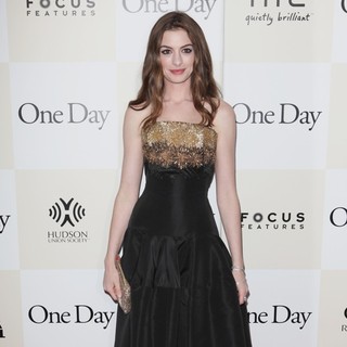 Anne Hathaway in New York Premiere of One Day