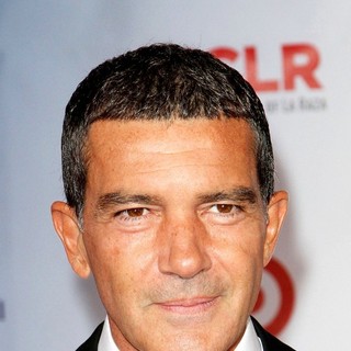 2011 NCLR ALMA Awards - Arrivals