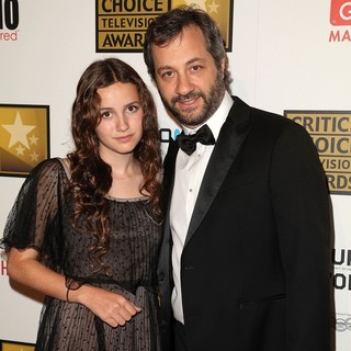 Maude Apatow, Judd Apatow in 2012 Critics' Choice TV Awards - Arrivals