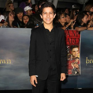 Aramis Knight