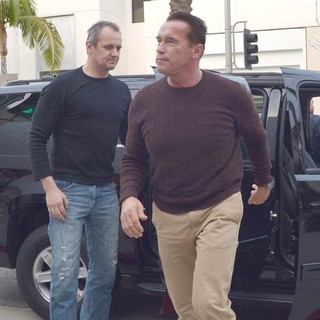 Arnold Schwarzenegger in Arnold Schwarzenegger Heads to Prada on Christmas Eve