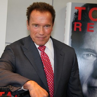 rnold Schwarzenegger Launching His Book Total Recall