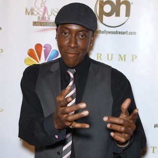 Arsenio Hall in 2012 Miss USA Pageant - Red Carpet