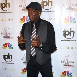 Arsenio Hall in 2012 Miss USA Pageant - Red Carpet