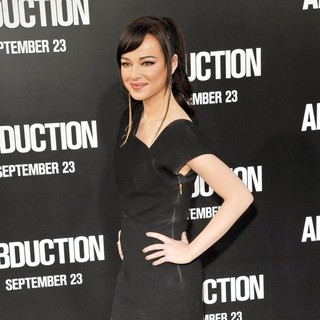 Ashley Rickards in The Premiere of Abduction - Arrivals