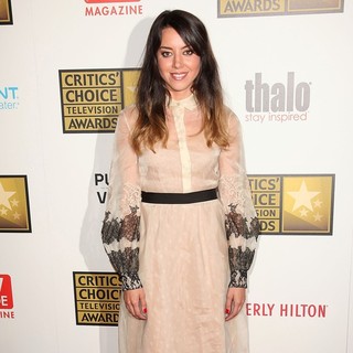 Aubrey Plaza in 2012 Critics' Choice TV Awards - Arrivals