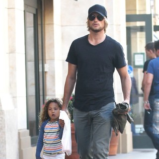 Nahla Ariela Aubry, Gabriel Aubry in Gabriel Aubry Taking Nahla Aubry to Barnes and Noble