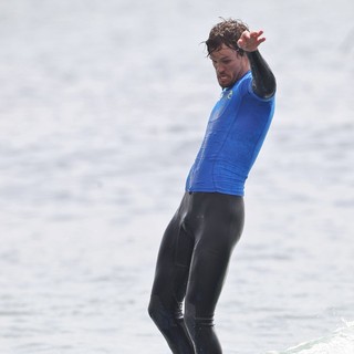 Austin Nichols in Surfrider Foundation's 5th Annual Celebrity Expression Session
