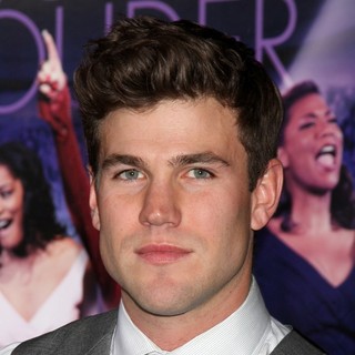 Austin Stowell