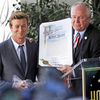 Simon Baker, Tom LaBonge in Simon Baker Is Honoured with A Star on The Hollywood Walk of Fame