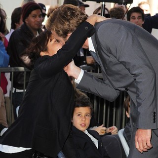Simon Baker Is Honoured with A Star on The Hollywood Walk of Fame - baker-rigg-simon-baker-walk-of-fame-05