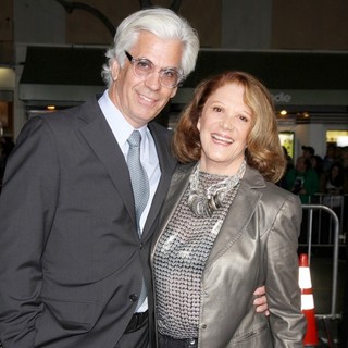 Steve Bakunas, Linda Lavin in The Wanderlust World Premiere - Arrivals