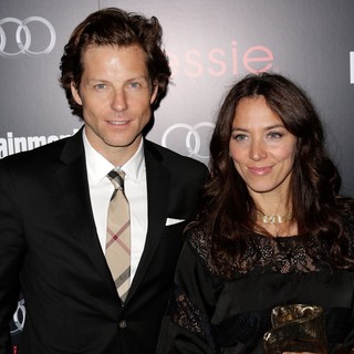 Jamie Bamber in Entertainment Weekly Screen Actors Guild Party - Arrivals - bamber-norton-entertainment-weekly-screen-actors-guild-party-01
