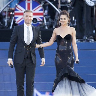 Gary Barlow, Cheryl Cole in The Diamond Jubilee Concert