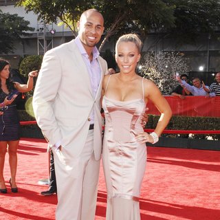 Hank Baskett, Kendra Wilkinson in The 2011 ESPY Awards