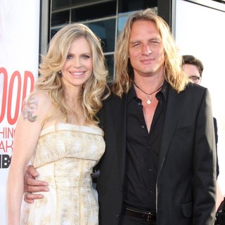 Kristin Bauer in Los Angeles Premiere for The Fifth Season of HBO's Series True Blood - Arrivals - bauer-straten-true-blood-season-5-01