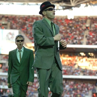 Beastie Boys in Beastie Boys at The Live Earth Concert