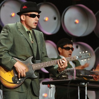 Beastie Boys in Beastie Boys at The Live Earth Concert
