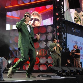 Beastie Boys in Beastie Boys at The Live Earth Concert