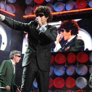 Beastie Boys in Beastie Boys at The Live Earth Concert