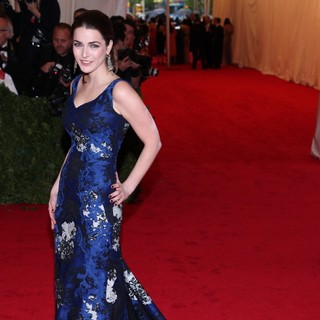 Bee Shaffer in Schiaparelli and Prada Impossible Conversations Costume Institute Gala