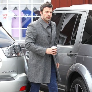 Ben Affleck Seen on A Coffee Run - ben-affleck-seen-on-a-coffee-run-03