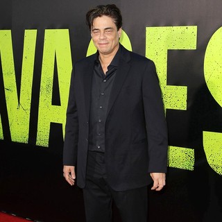 Benicio Del Toro in The Premiere of Savages