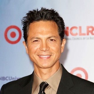 Benjamin Bratt in 2011 NCLR ALMA Awards - Arrivals - benjamin-bratt-2011-nclr-alma-awards-01