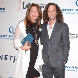 Lyndie Benson, Kenny G in An Unforgettable Evening Benefiting EIF's Women's Cancer Research Fund - Arrivals
