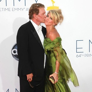 Tom Berenger in 64th Annual Primetime Emmy Awards - Arrivals - berenger-alvaran-64th-annual-primetime-emmy-awards-03