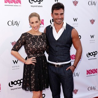 Dr. Jenn Berman, Rodiney Santiago in LOGO's 2012 NewNowNext Awards