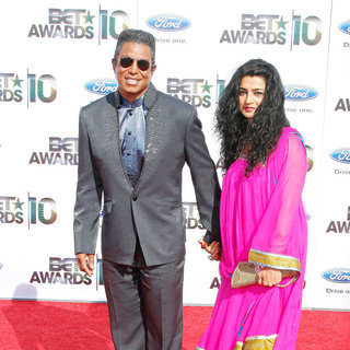 Jermaine Jackson, Halima Rashid in 2010 BET Awards