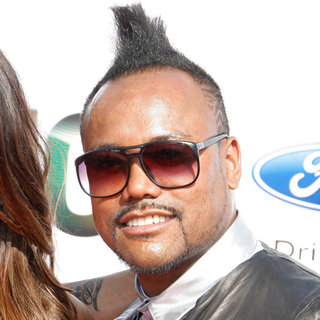 apl.de.ap in 2010 BET Awards