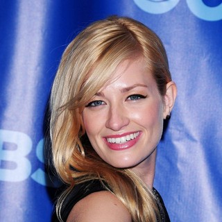Beth Behrs in 2011 CBS Upfront