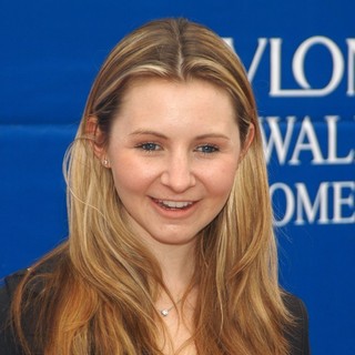 Beverley Mitchell in The Entertainment Industry Foundation Revlon Run-Walk - Arrivals - beverley-mitchell-entertainment-industry-foundation-revlon-run-walk-01