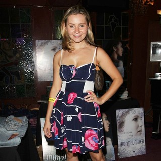Beverley Mitchell in Melanie Segal's Teen Choice Retreat Presented by T.J.Maxx - Day 1 - beverley-mitchell-teen-choice-retreat-day-1-04