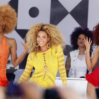 Beyonce Knowles in Burger King Presents The GMA Summer Concert Series
