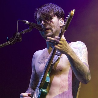 Biffy Clyro Playing A Headline Gig - biffy-clyro-playing-headline-gig-01