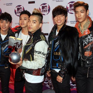 Big Bang in The MTV Europe Music Awards 2011 (EMAs) - Press Room