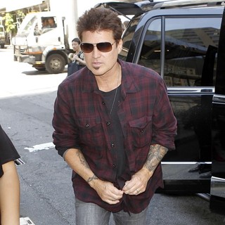 Billy Ray Cyrus in Billy Ray Cyrus Arrives at A New York Hotel